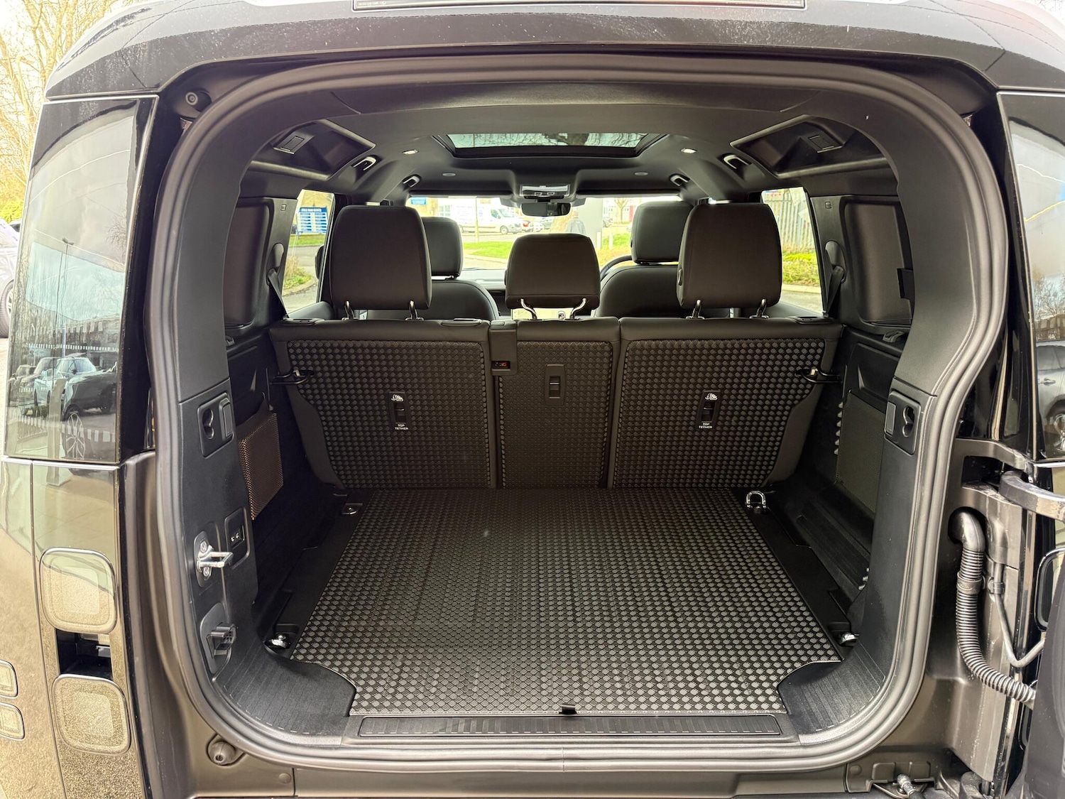 Used Land Rover Defender 110 for sale - 77549666: Photo 36