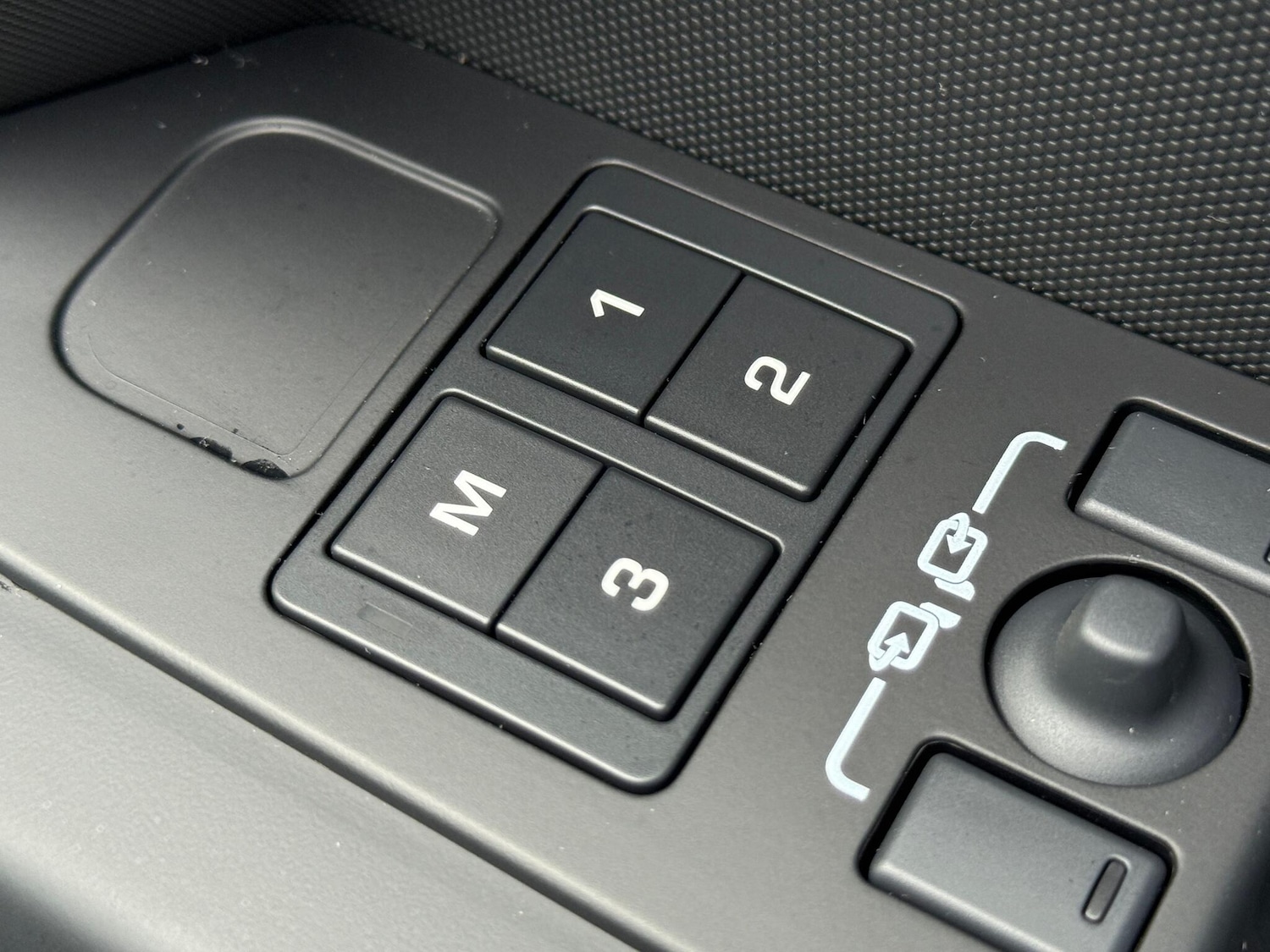 Used Land Rover Defender 110 for sale - 77549666: Photo 47