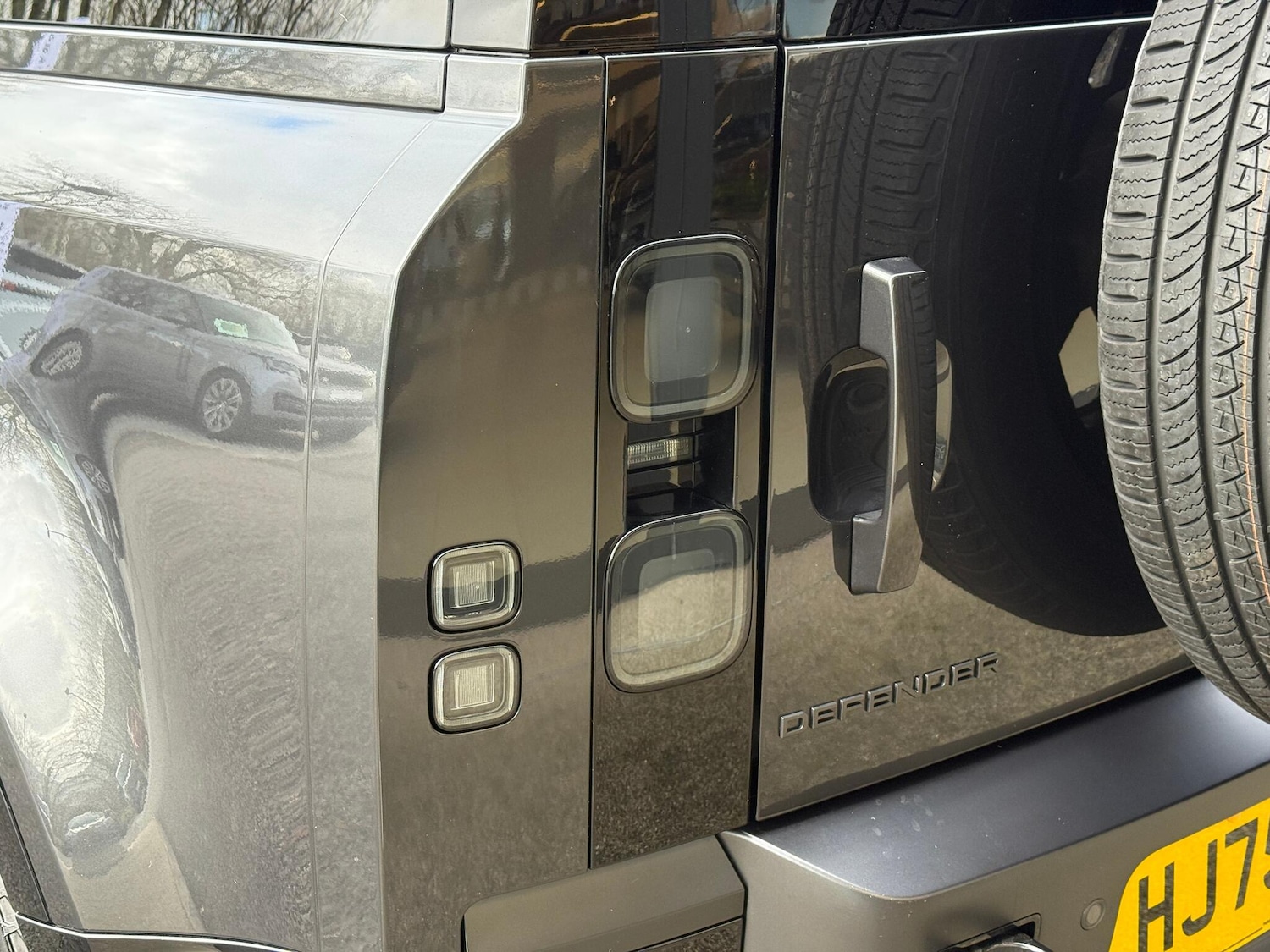 Used Land Rover Defender 110 for sale - 77549666: Photo 51