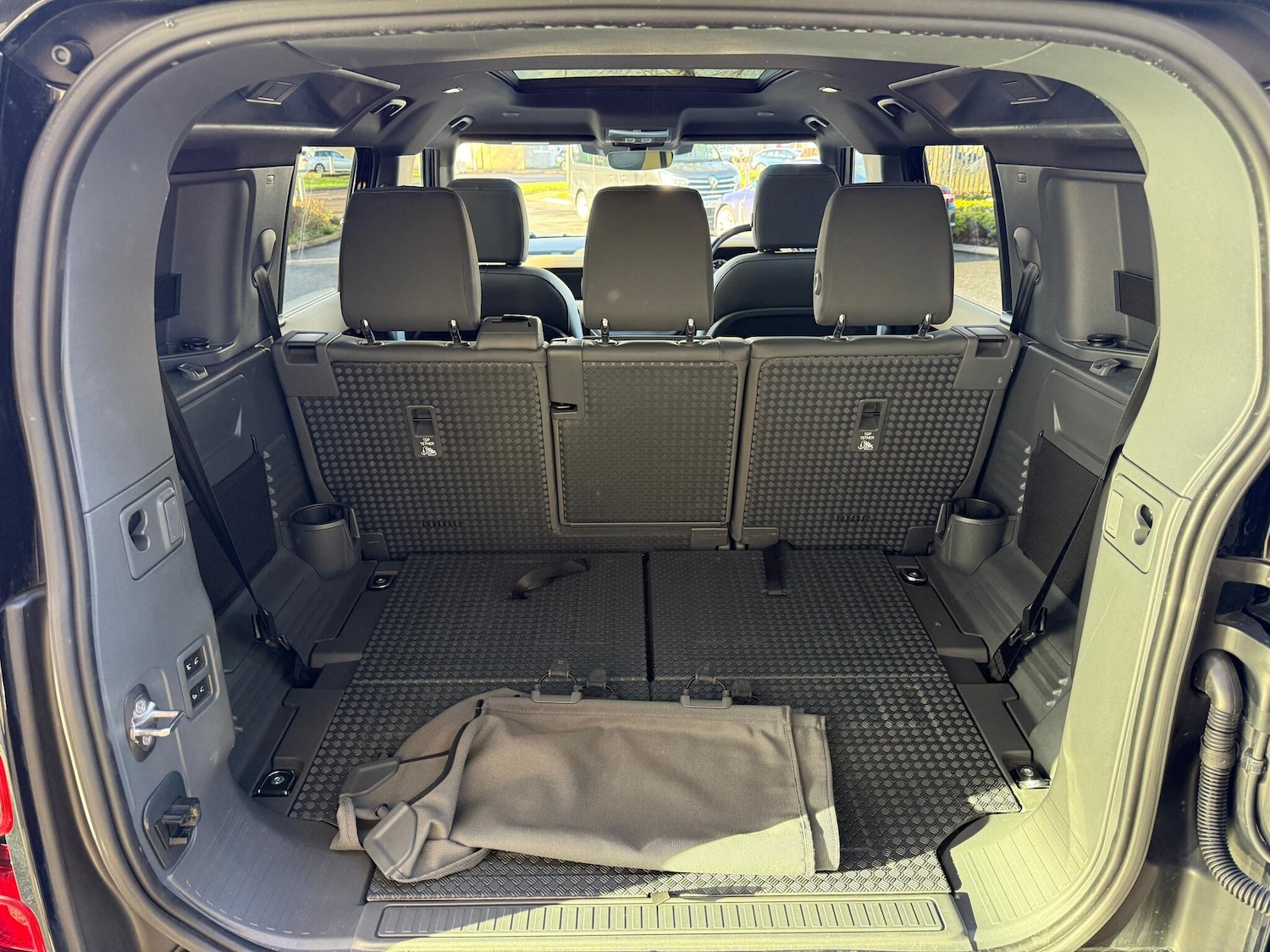 Used Land Rover Defender 2022 for sale - 77229798: Photo 38