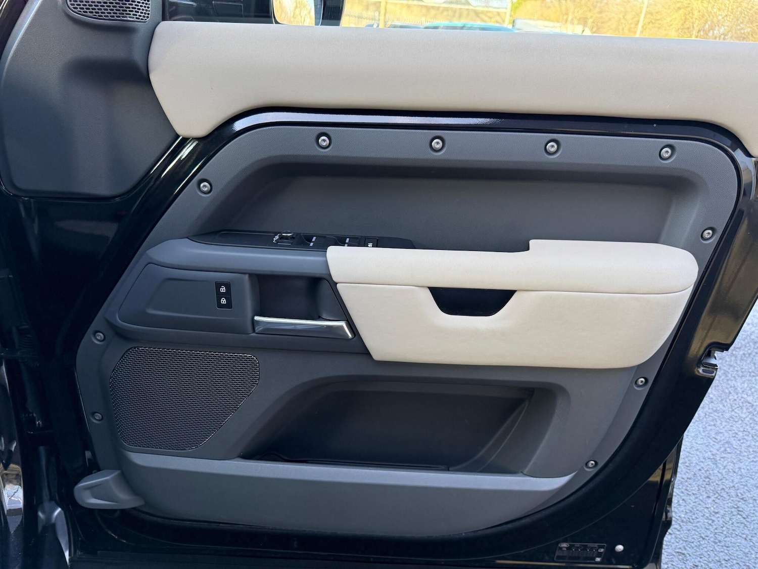 Used Land Rover Defender 2022 for sale - 77229798: Photo 48