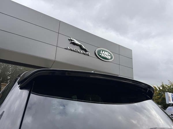 Used Land Rover Discovery Sport 2020 for sale - 76228097: Photo 32