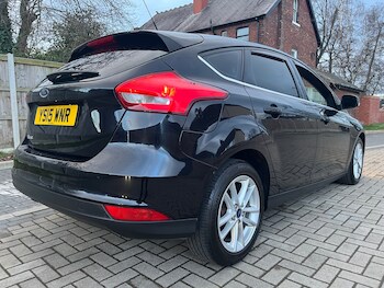 Used Ford Focus 2015 for sale - 77450214: Photo