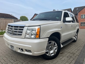 Used Cadillac Escalade 2004 for sale - 78409026: Photo