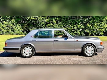 RT LWB 4dr