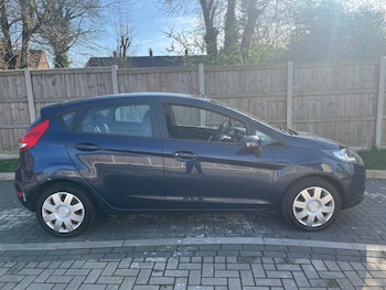 Used Ford Fiesta 2011 for sale - 77953717: Photo