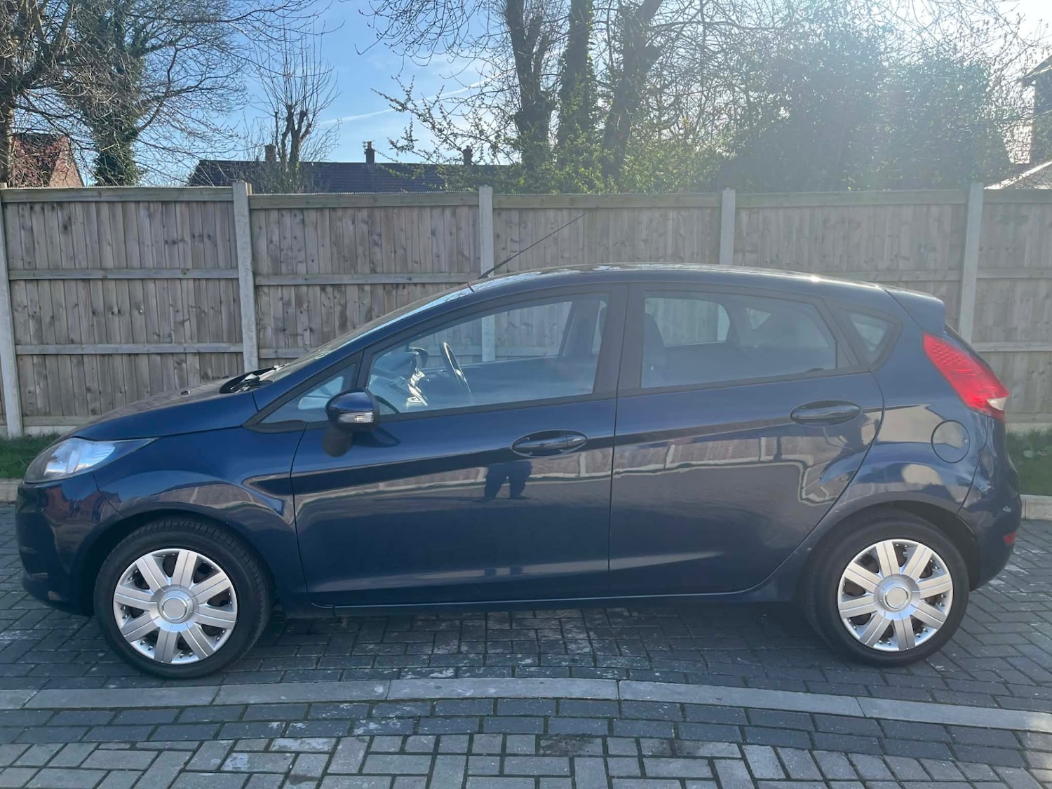 Used Ford Fiesta 2011 for sale - 77953717: Photo 4