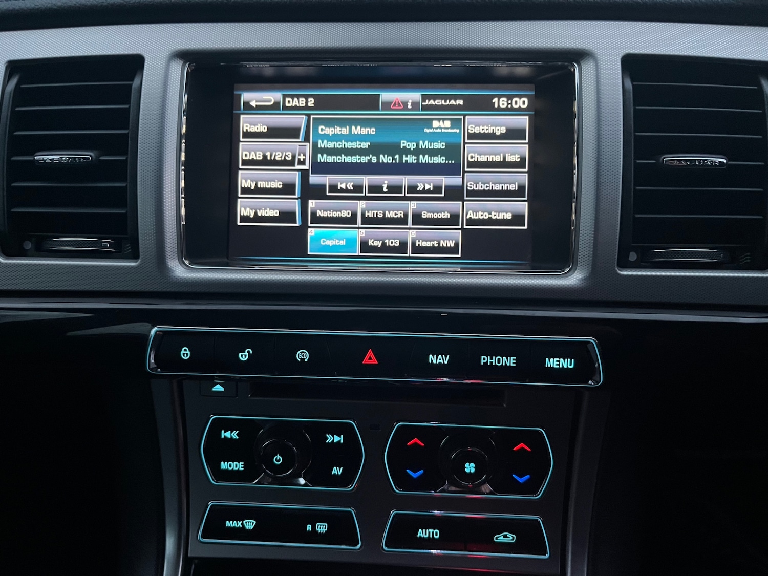 Used Jaguar XF 2013 for sale - 76942306: Photo 19