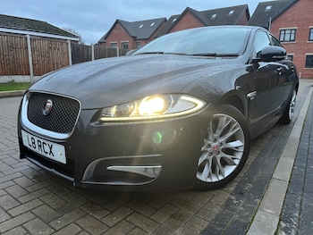 Used Jaguar XF 2013 for sale - 76942306: Photo