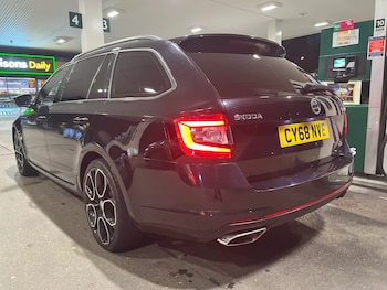 Used Skoda Octavia 2019 for sale - 78692118: Photo