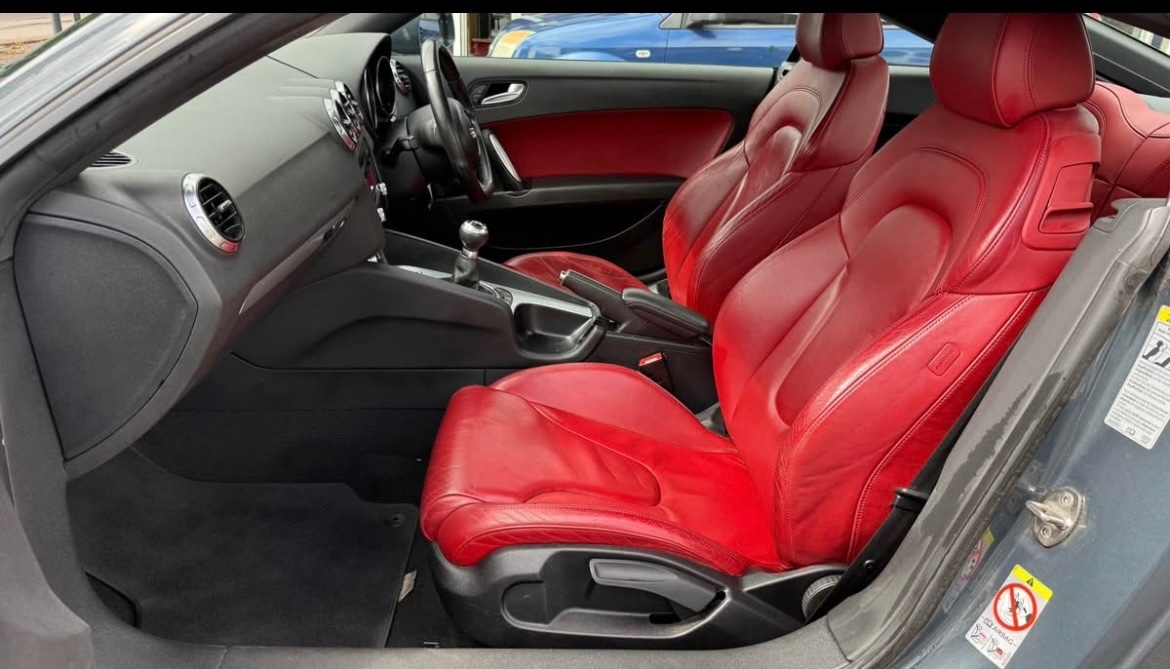 Used Audi TT 2009 for sale - 76942309: Photo 4