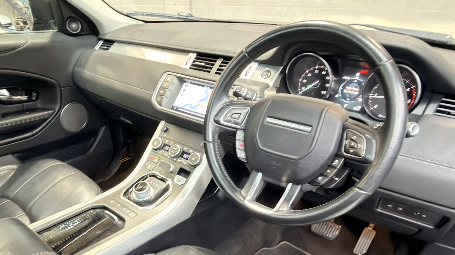 Used Land Rover Range Rover Evoque 2015 for sale - 77603328: Photo 12