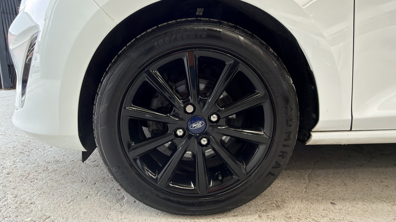 Used Ford Fiesta 2017 for sale - 77562509: Photo 13