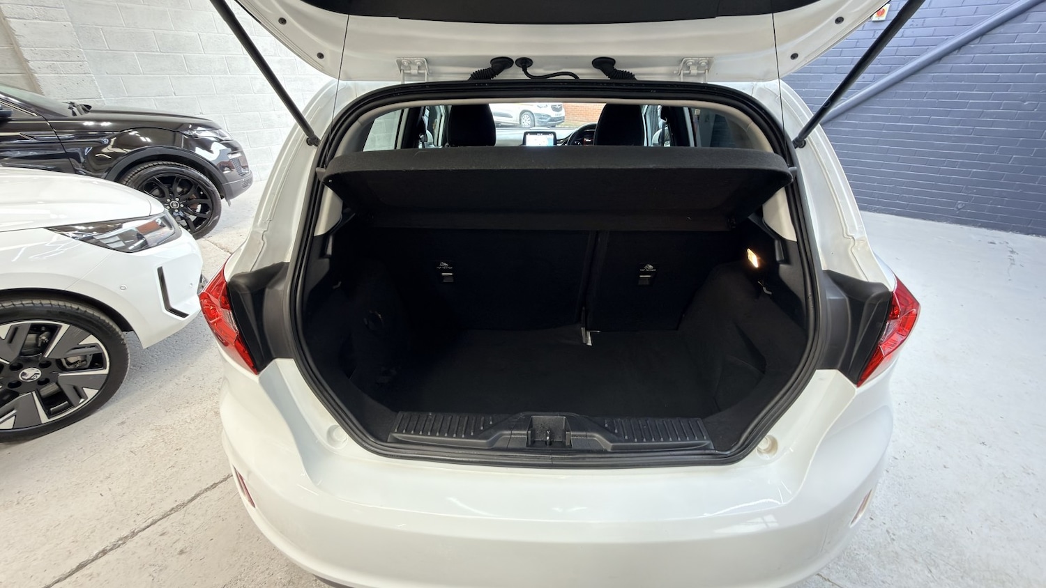 Used Ford Fiesta 2017 for sale - 77562509: Photo 14