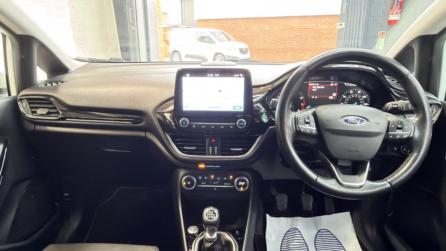 Used Ford Fiesta 2017 for sale - 77562509: Photo 6