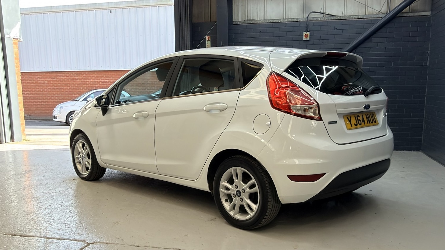 Used Ford Fiesta 2016 for sale - 77938181: Photo 3