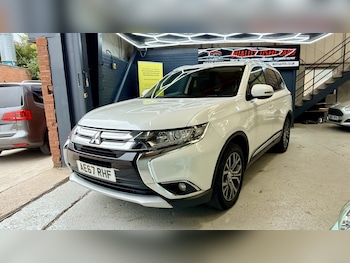 Used Mitsubishi Outlander 2017 for sale - 79271612: Photo