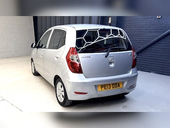 Used Hyundai i10 2013 for sale - 78386079: Photo