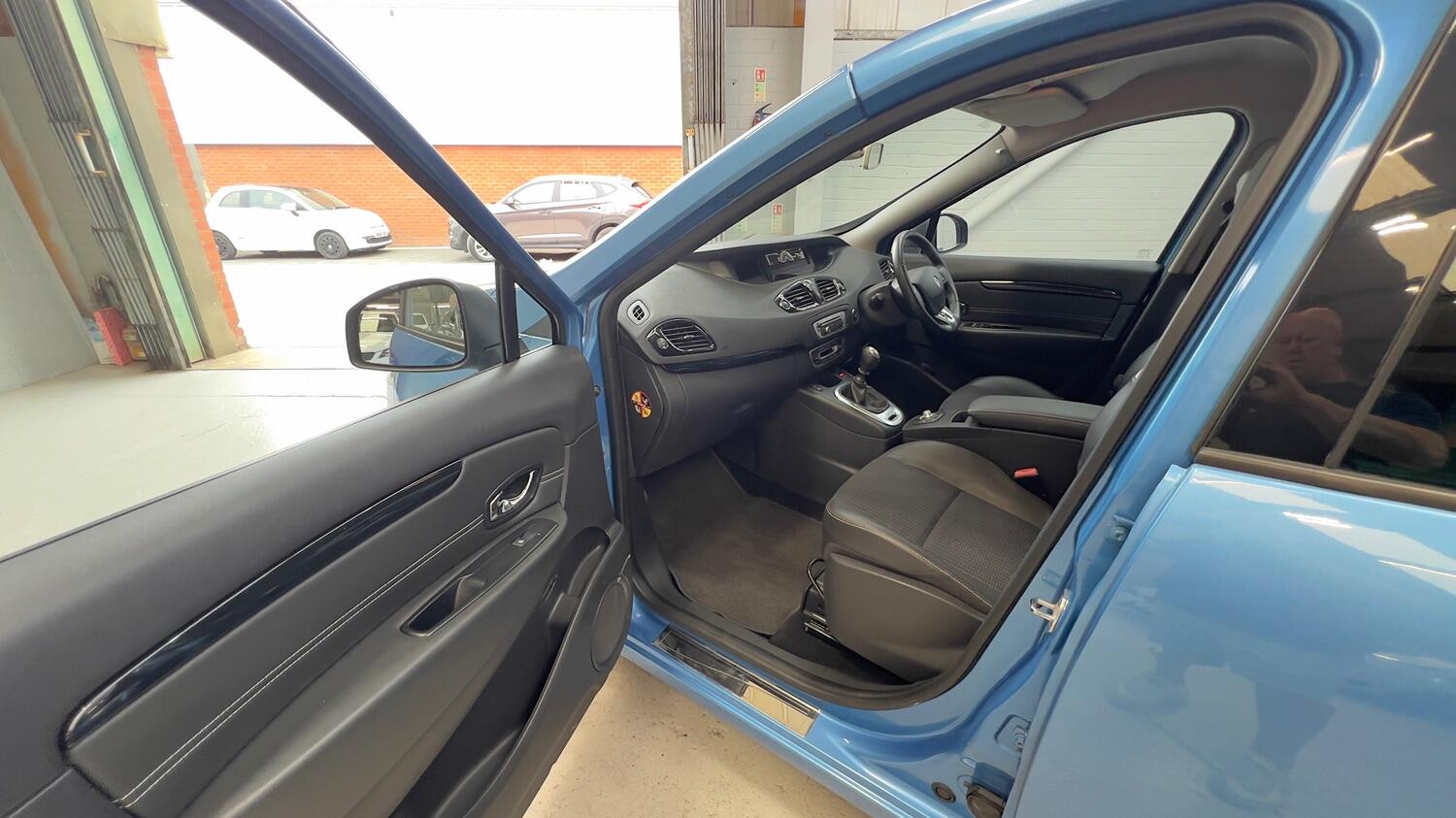 Used Renault Scenic 2014 for sale - 77220544: Photo 11