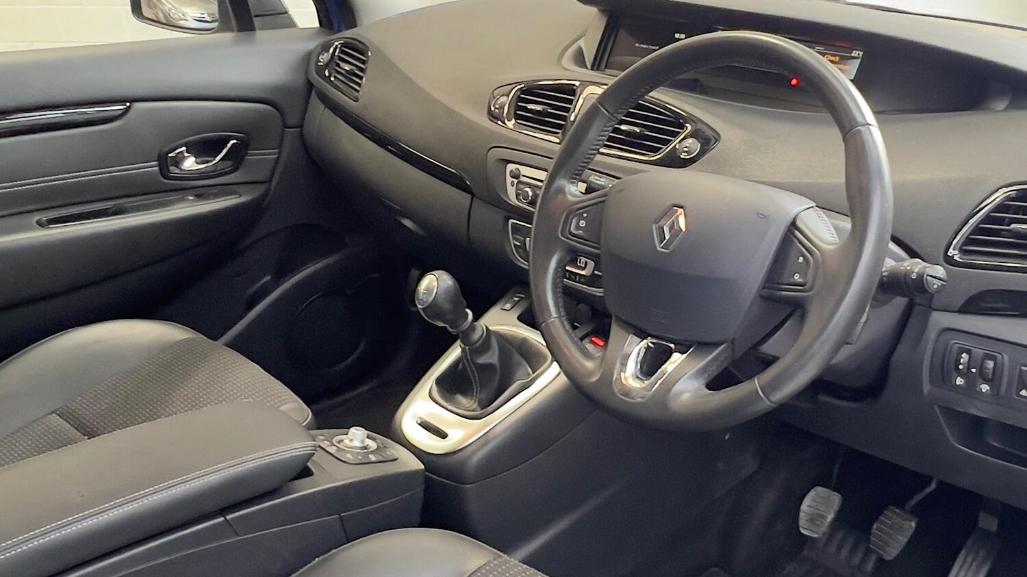 Used Renault Scenic 2014 for sale - 77220544: Photo 18