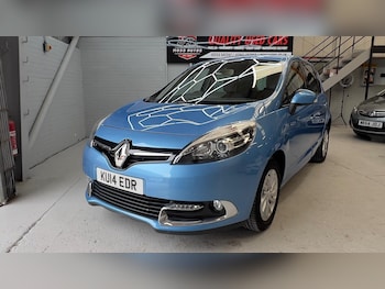 Used Renault Scenic 2014 for sale - 77220544: Photo