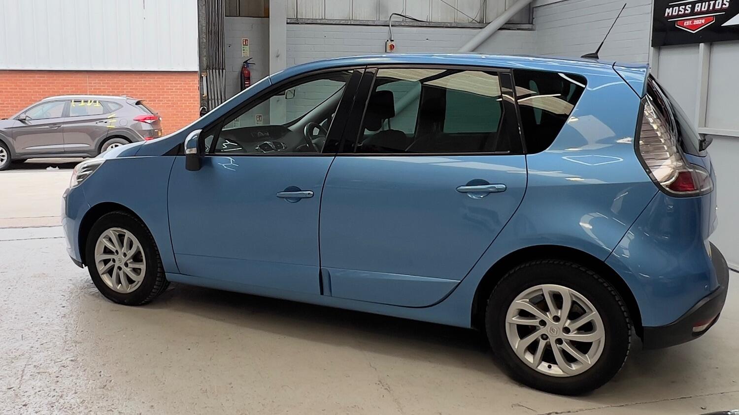 Used Renault Scenic 2014 for sale - 77220544: Photo 4