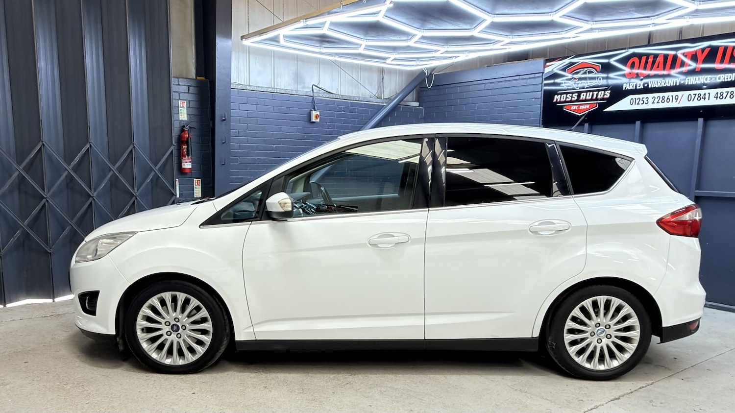 Used Ford C-Max 2013 for sale - 77567522: Photo 16