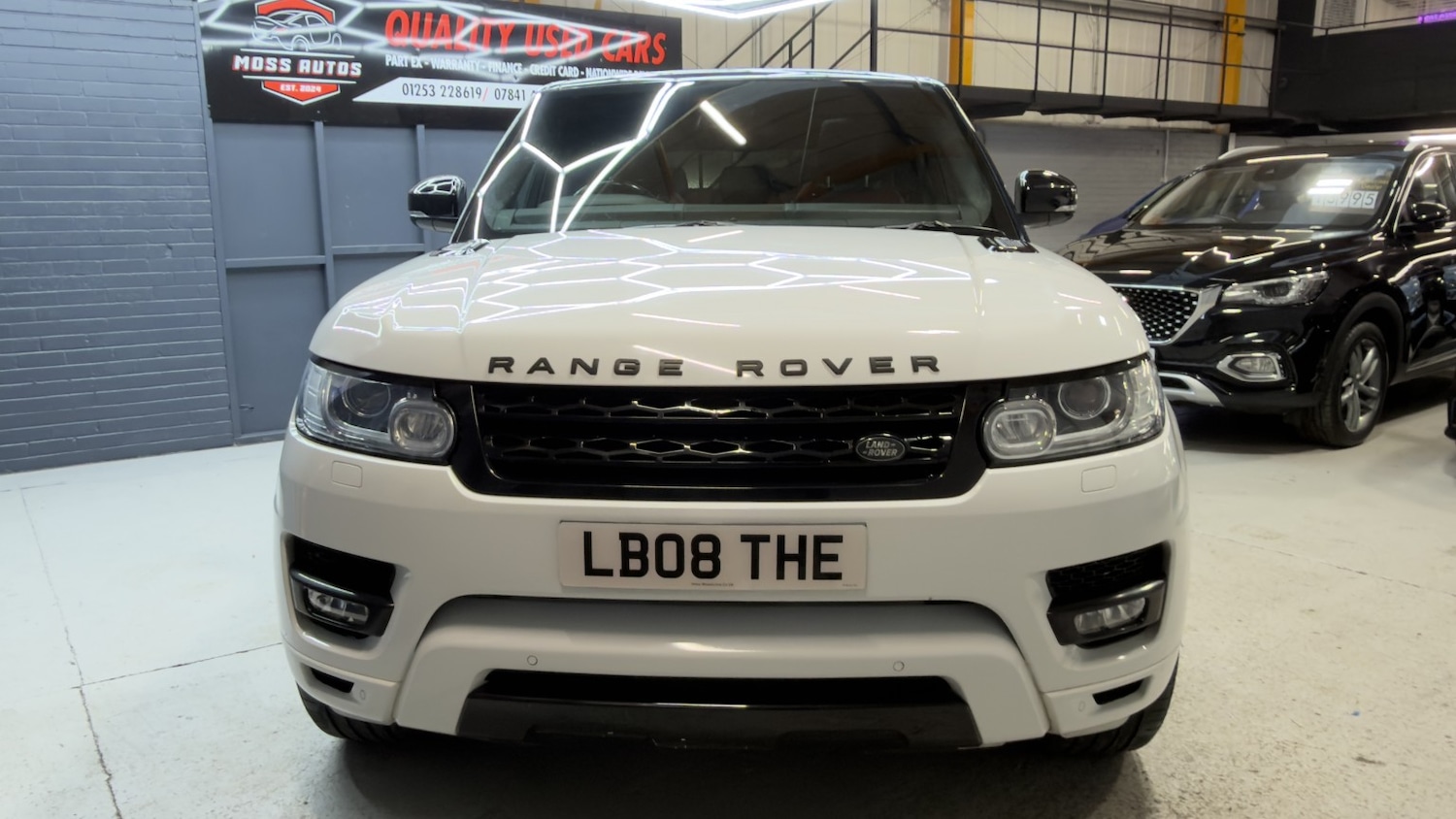 Used Land Rover Range Rover Sport 2014 for sale - 77225213: Photo 2