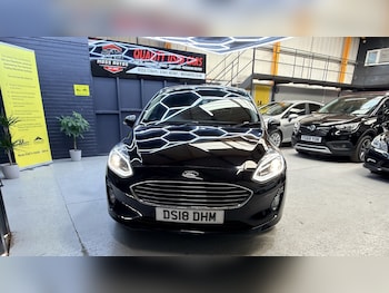 Used Ford Fiesta 2018 for sale - 79240254: Photo