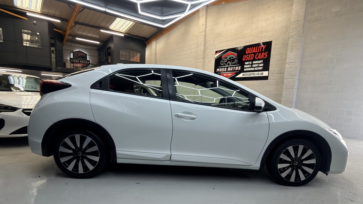 Used Honda Civic 2015 for sale - 77891642: Photo 5