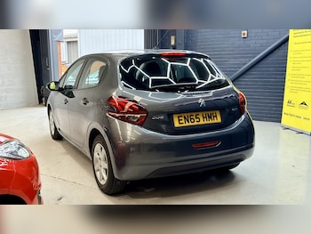 Used Peugeot 208 2016 for sale - 78832049: Photo
