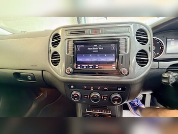 Used Volkswagen Tiguan 2016 for sale - 79023932: Photo