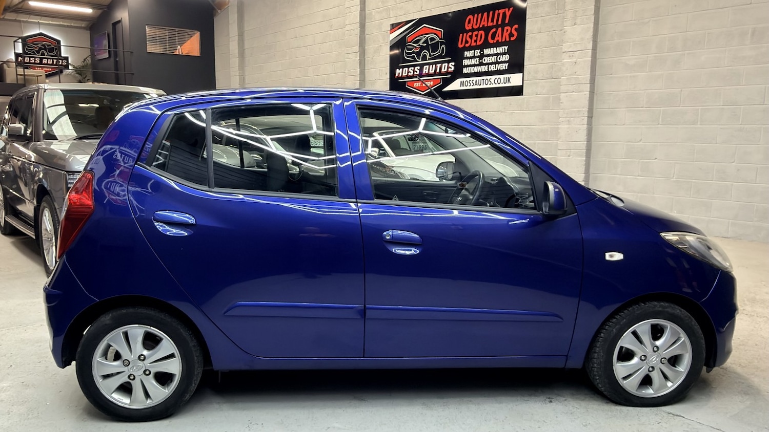 Used Hyundai i10 2013 for sale - 77237005: Photo 3