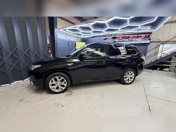 Used Mitsubishi Outlander 2015 for sale - 79463573: Photo