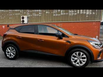 Used Renault Captur 2021 for sale - 73818772: Photo