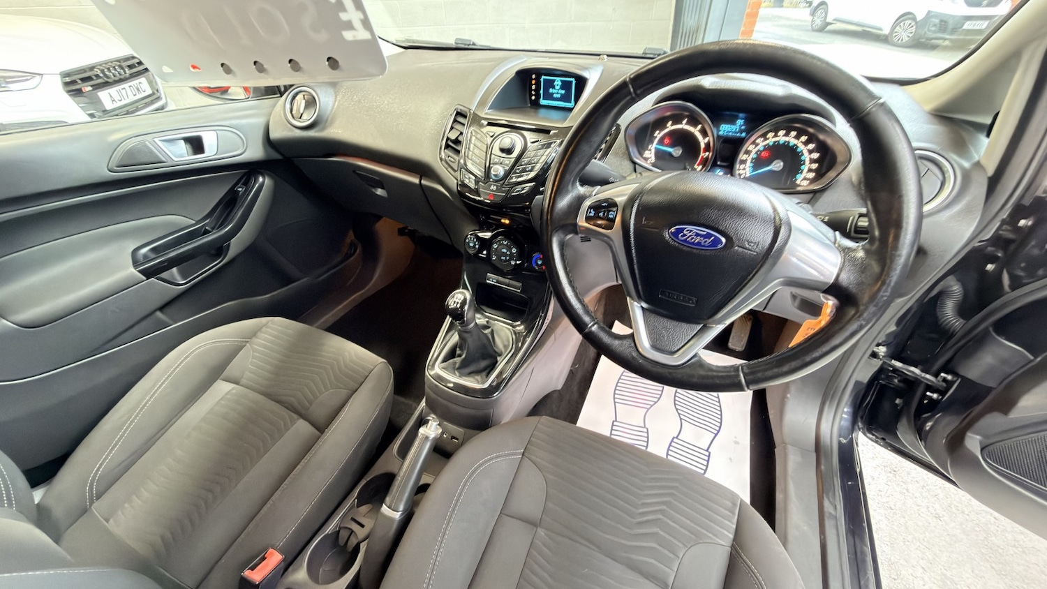 Used Ford Fiesta 2014 for sale - 77313964: Photo 6