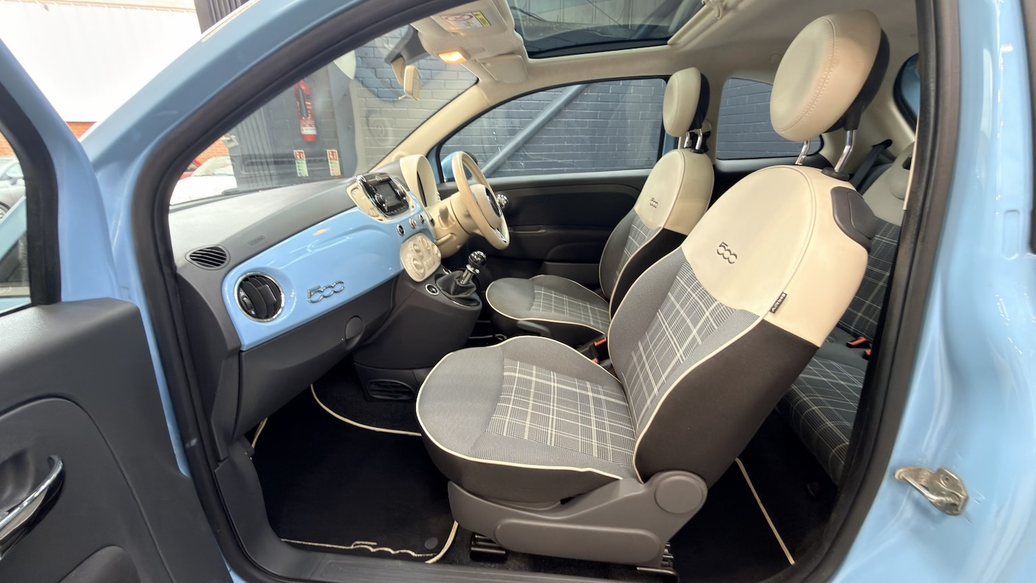 Used Fiat 500 2015 for sale - 77997269: Photo 2