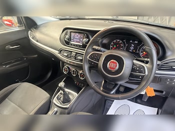 Used Fiat Tipo 2017 for sale - 78964985: Photo