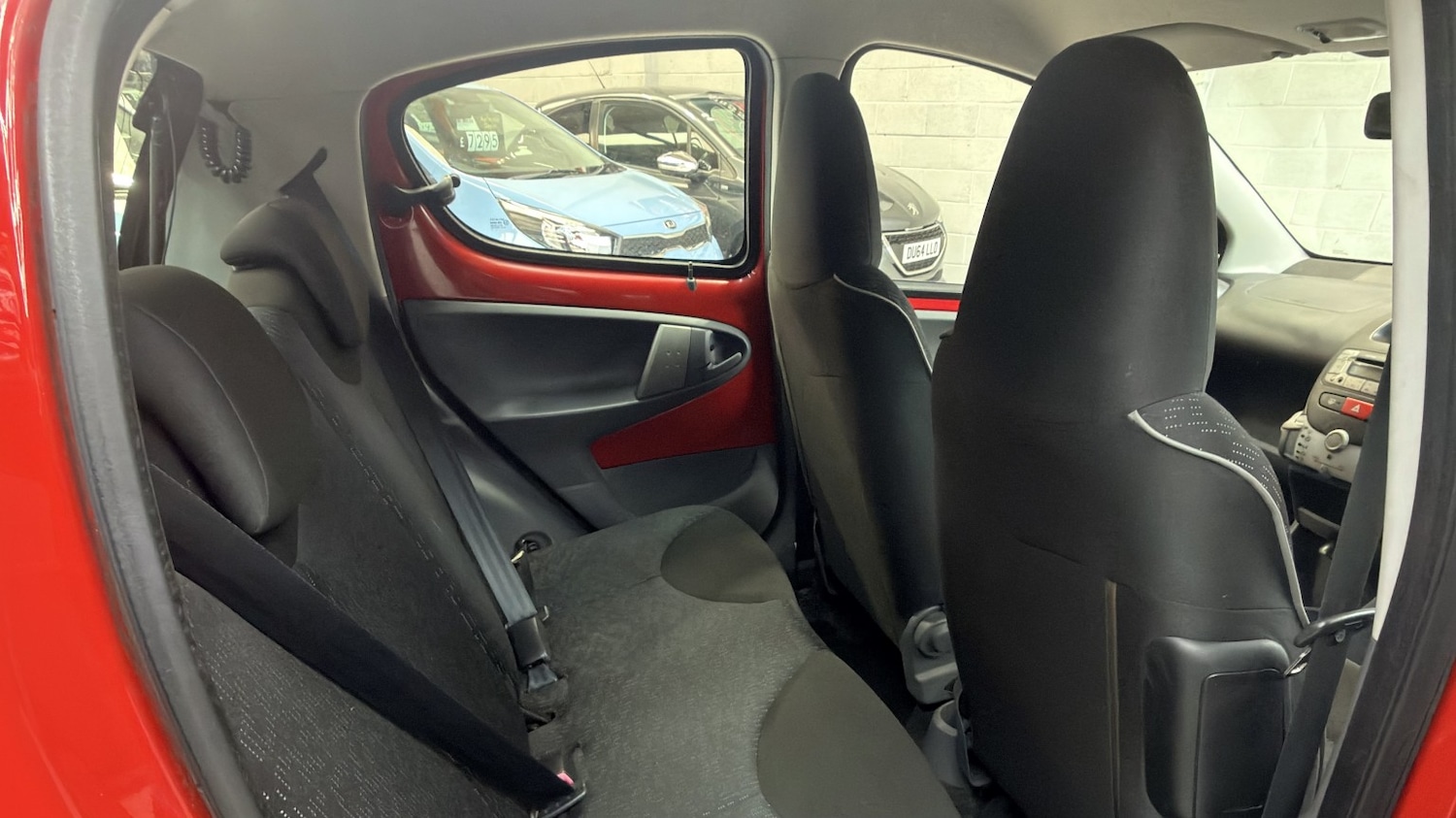 Used Peugeot 107 2010 for sale - 78098125: Photo 11