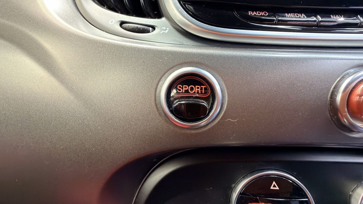 Used Abarth 595 2017 for sale - 78190651: Photo 12