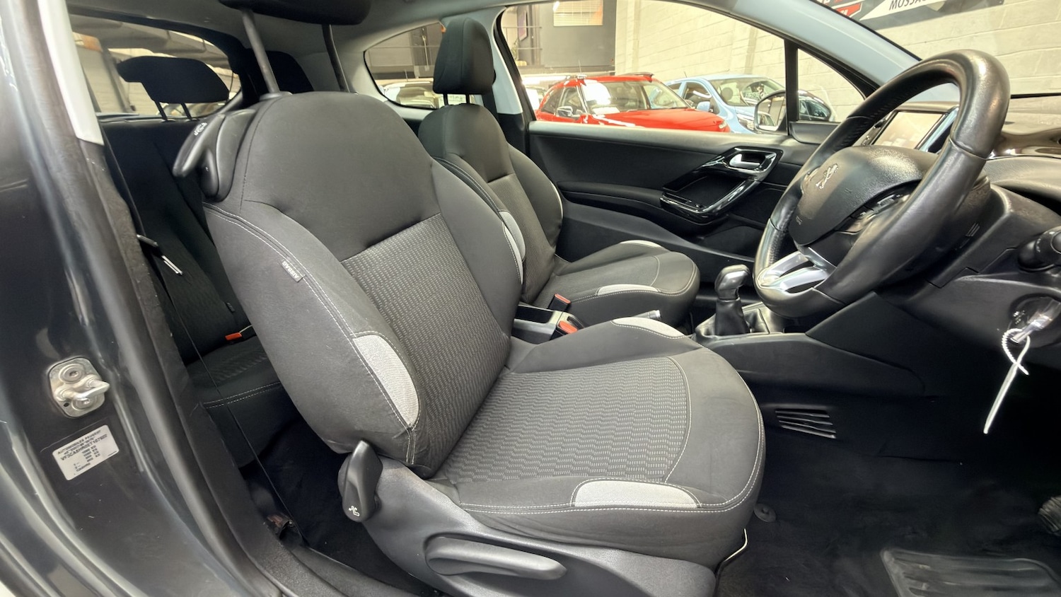 Used Peugeot 208 2014 for sale - 78070619: Photo 19