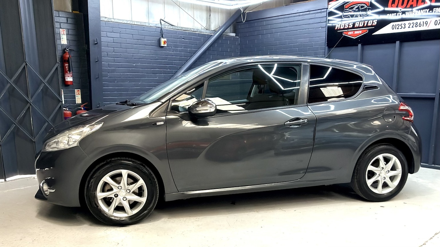 Used Peugeot 208 2014 for sale - 78070619: Photo 21