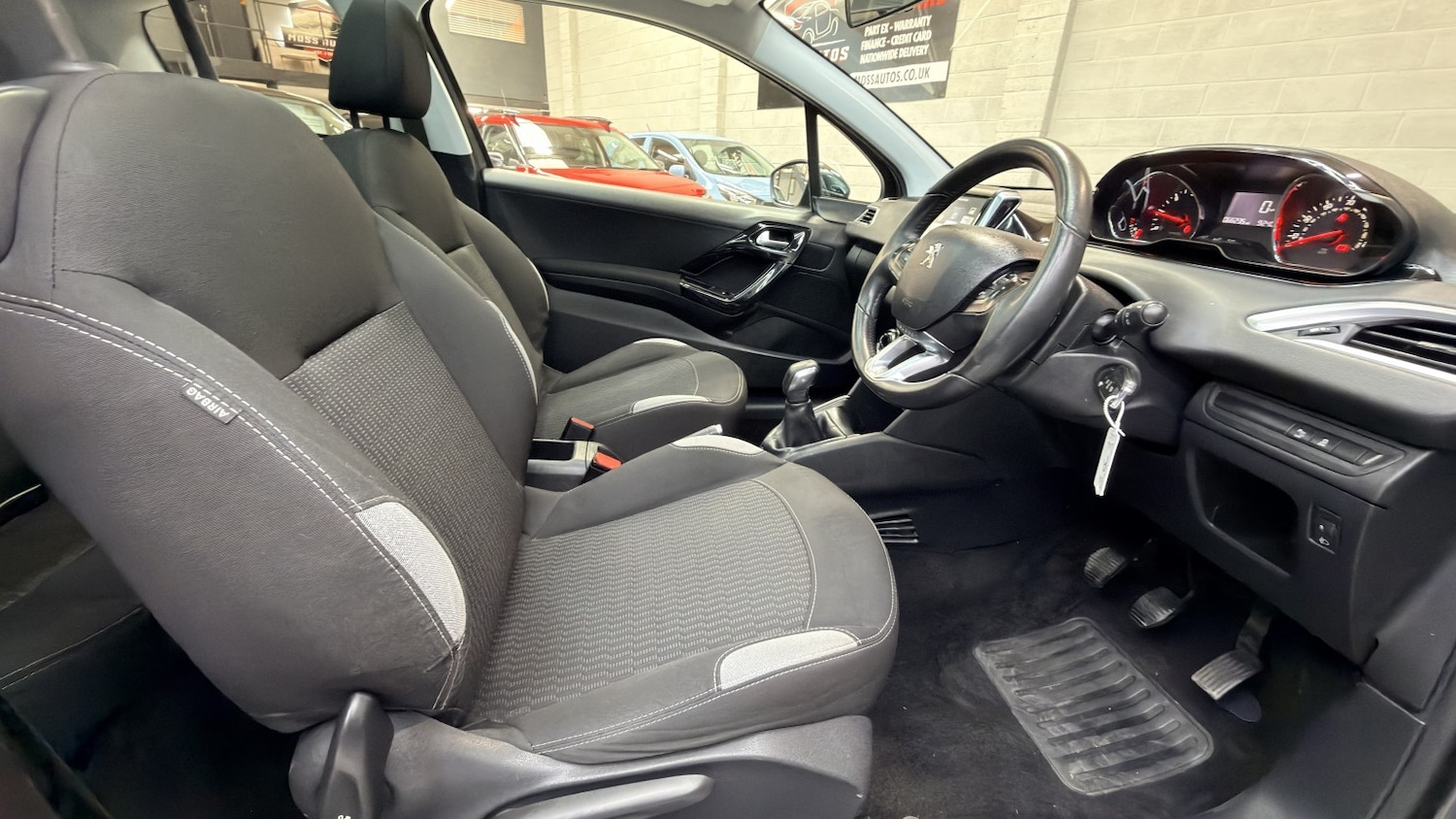 Used Peugeot 208 2014 for sale - 78070619: Photo 26