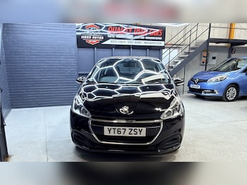 Used Peugeot 208 2017 for sale - 78775775: Photo