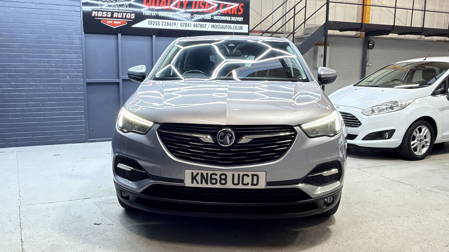 Used Vauxhall Grandland X 2018 for sale - 77225128: Photo 2
