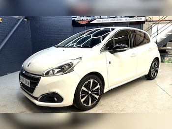 Used Peugeot 208 2018 for sale - 79410650: Photo