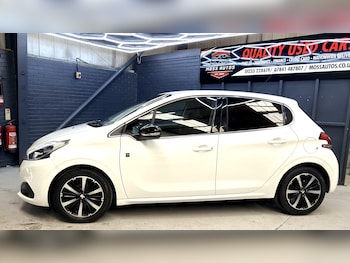Used Peugeot 208 2018 for sale - 79410650: Photo