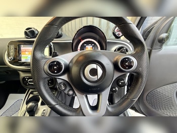 Used smart fortwo 2016 for sale - 78683384: Photo
