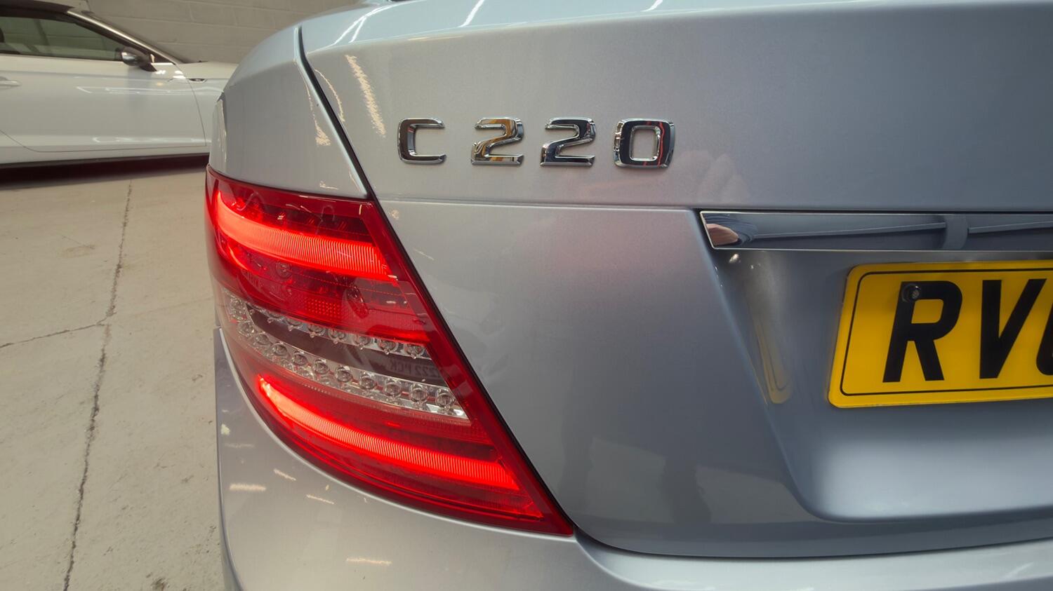 Used Mercedes-Benz C Class 2012 for sale - 77225131: Photo 30