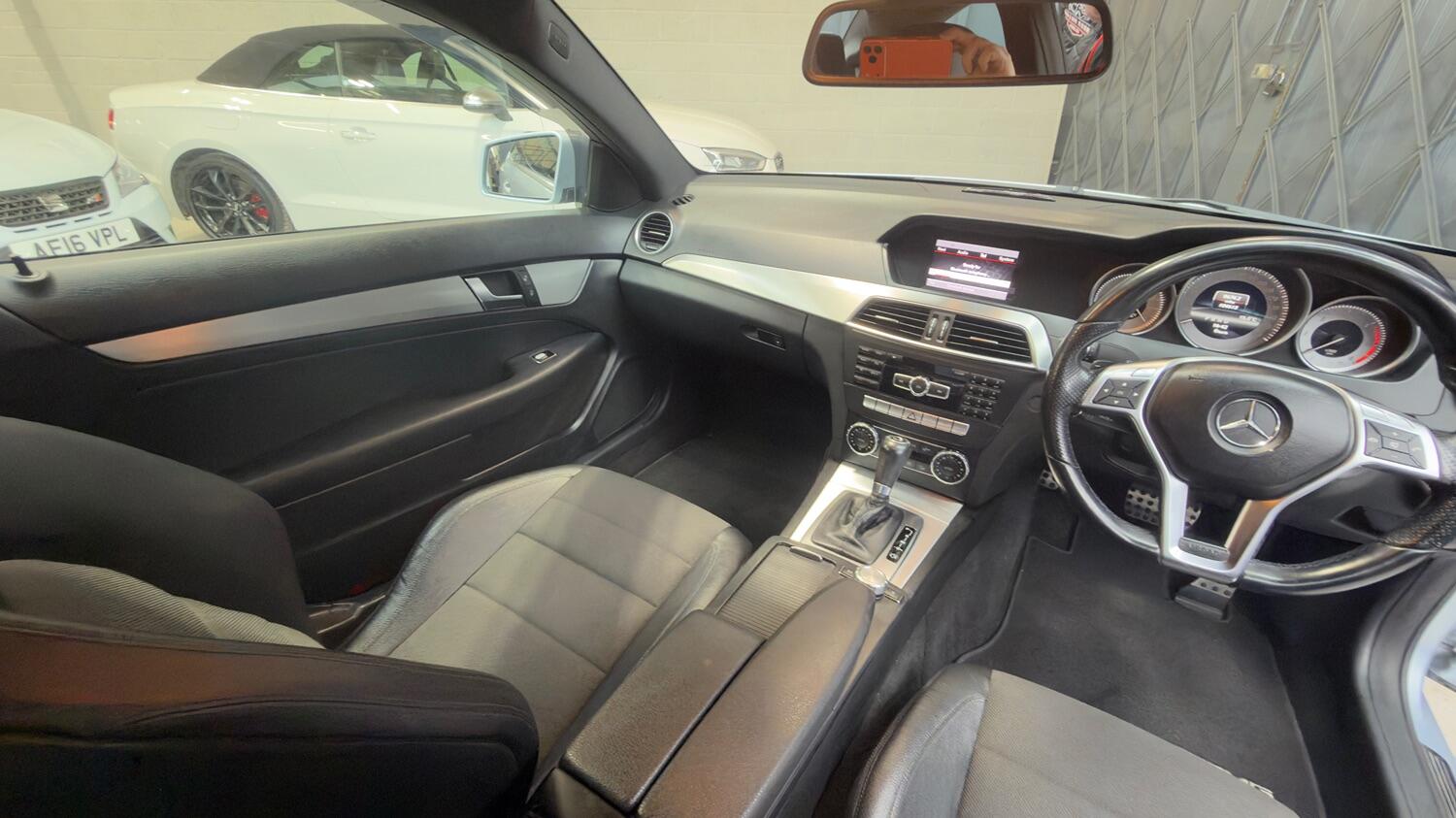 Used Mercedes-Benz C Class 2012 for sale - 77225131: Photo 31